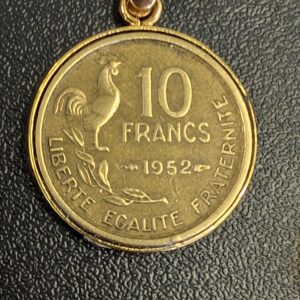 Chaine et pendentif coq