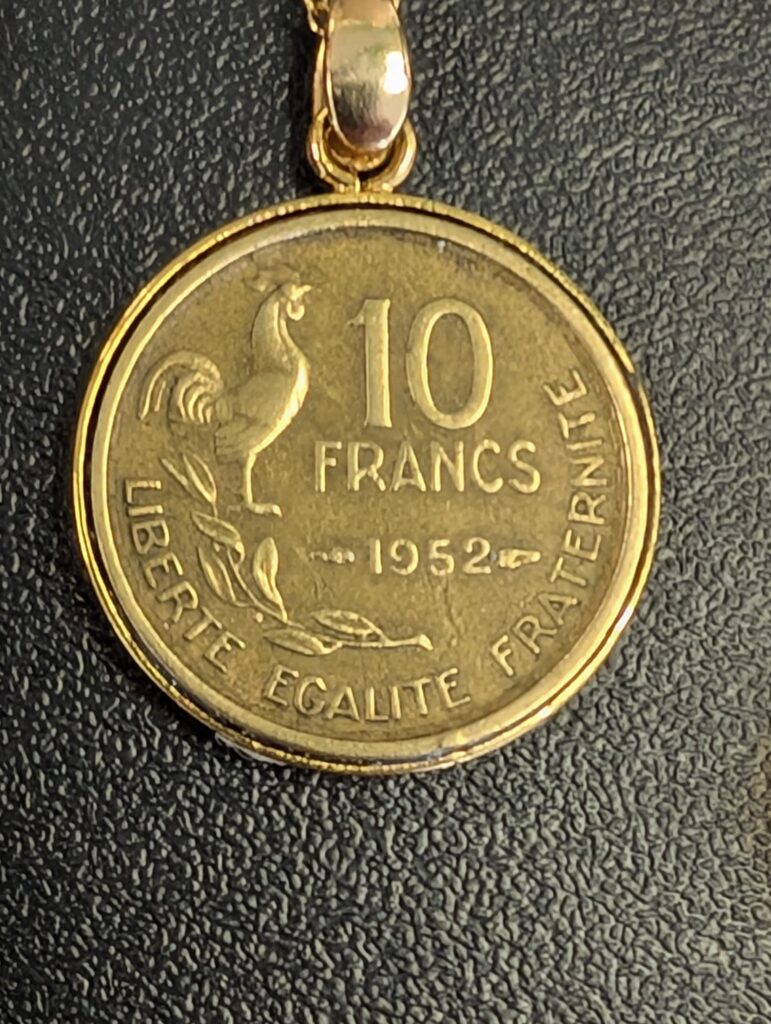 Chaine et pendentif coq