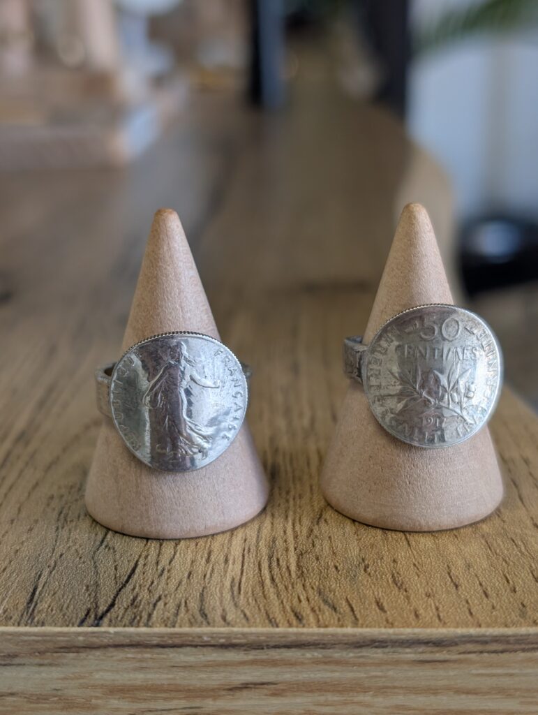 Bague cintrée semeuse
